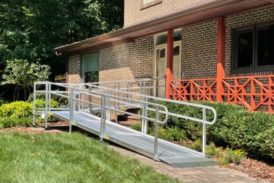 Residential aluminum handicap ramp from Lifeway Mobility