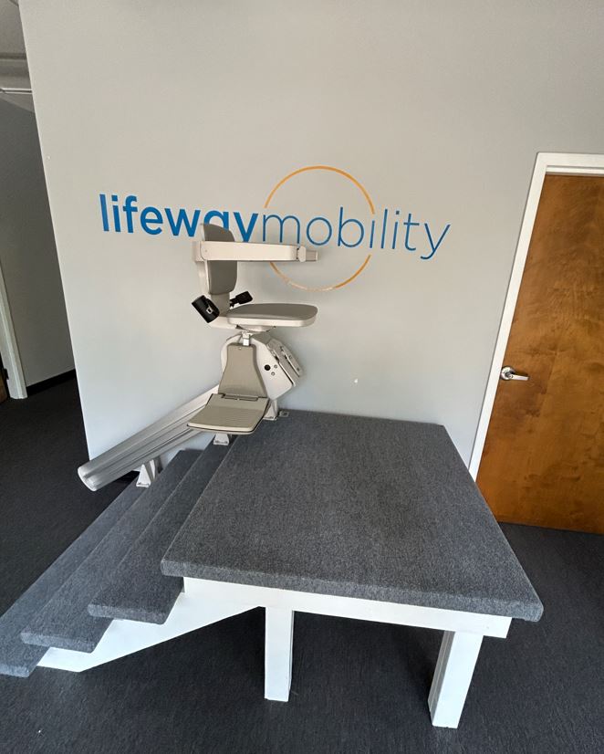 stair lift swiveled at top landing on Lifeway Mobility Atlanta demo stairlift in Norcross, GA