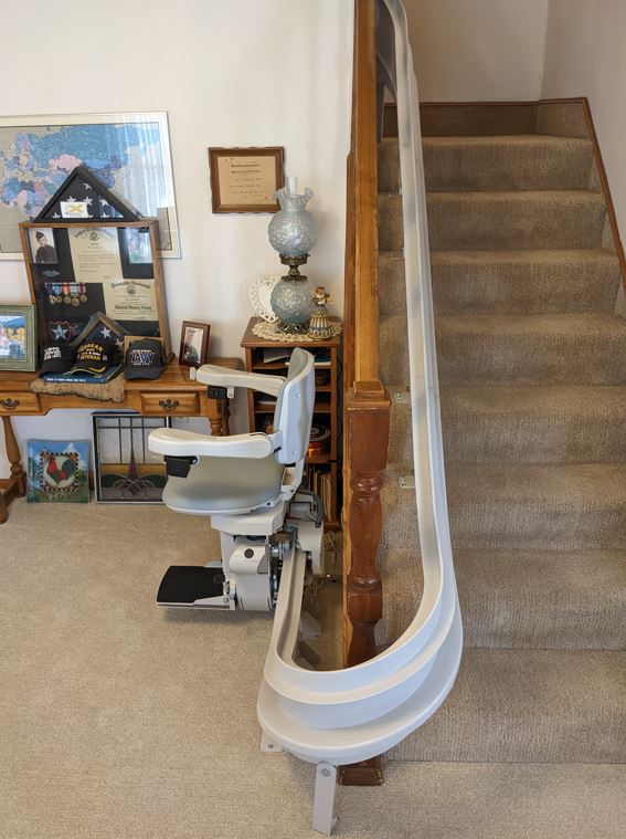 curved stairlift in Wichita installed by Lifeway Mobility