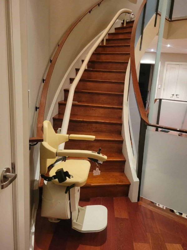 2nd level curved stairlift side view in Philadelphia installed by Lifeway Mobility