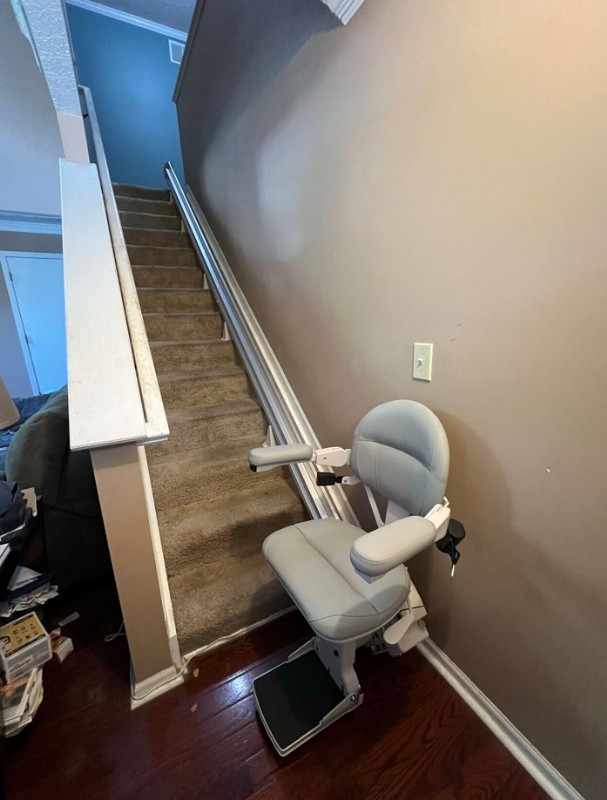 Bruno Elite stairlift Ohio by Lifeway Mobility Columbus