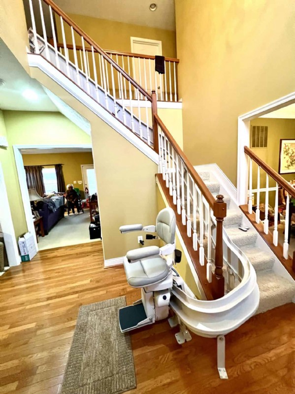 Bruno custom curved stairlift installed in Miamisburgh OH by Lifeway Mobility Columbus
