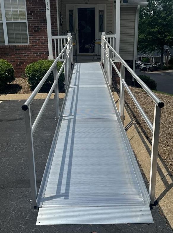 aluminum-wheelchair-ramp-to-front-entrance-installed-by-Lifeway-Mobility.JPG