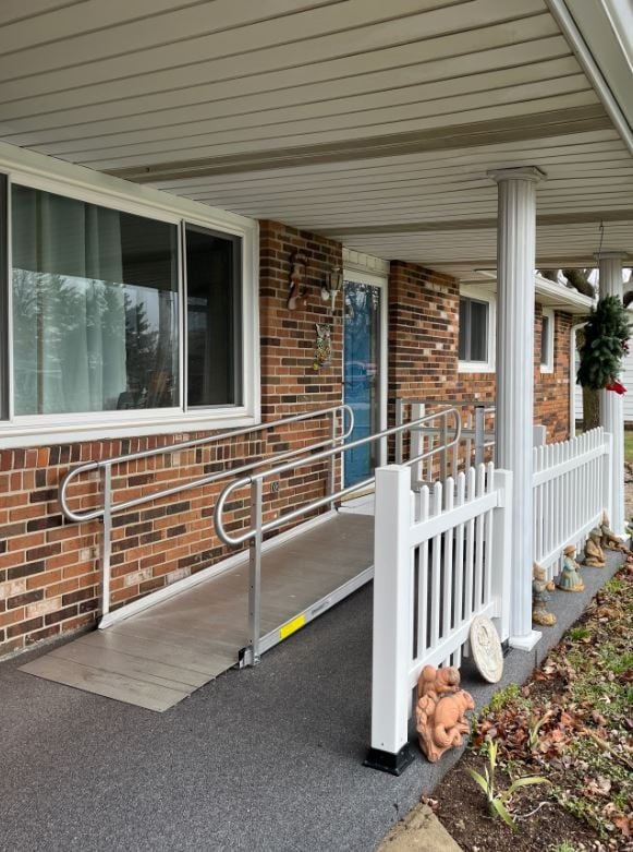 wheelchair-ramp-installed-in-New-Castle-IN-by-Lifeway-Mobility.JPG