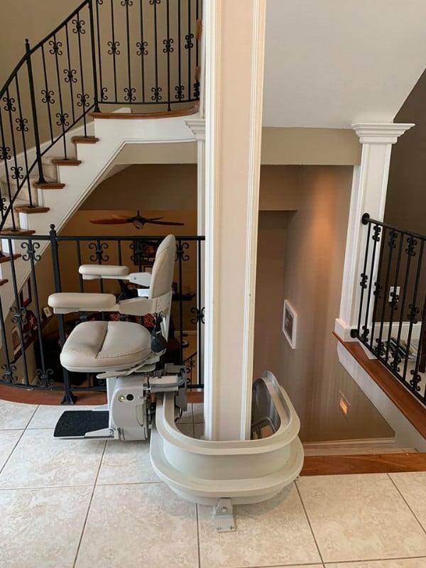 custom curved stairlift installed in home in Indianapolis