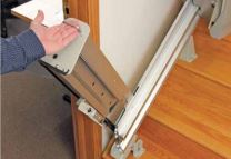 Image of the Folding Rail's easy to use handle